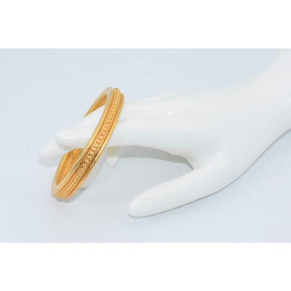 Vintage Givenchy Gold Plated Matte Etruscan-Revival Runway Bangle Bracelet 1980s - Picture 7 of 7